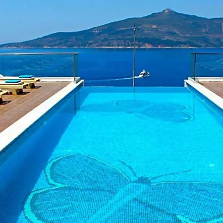 Sleeps 14 Pool Air Con Wifi Villa