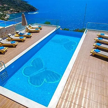 Villa Sleeps 14 Pool Air Con Wifi *